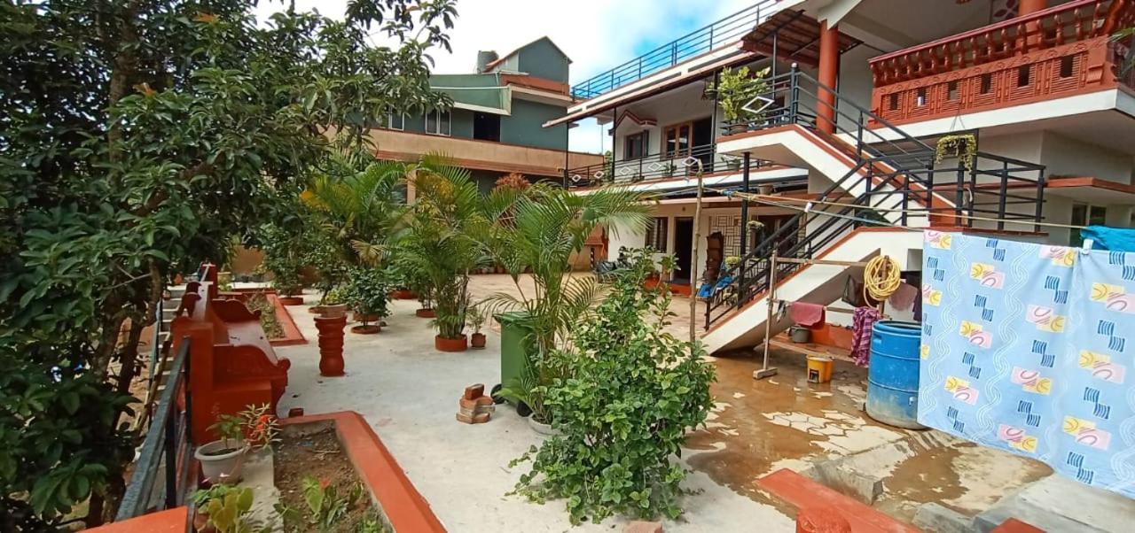 Coorg Girinivas Homestay 102 Madikeri Extérieur photo